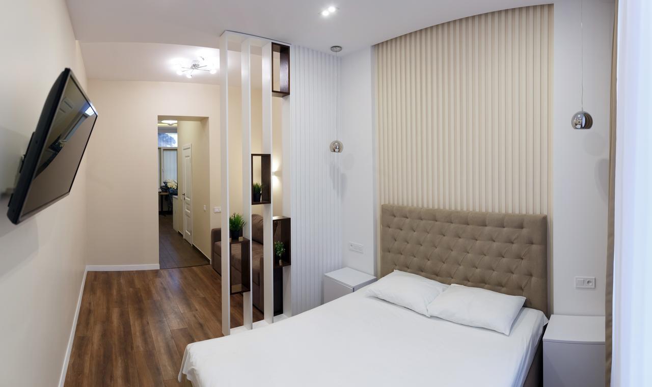 Charming Apartment In The City Center Lviv Dış mekan fotoğraf